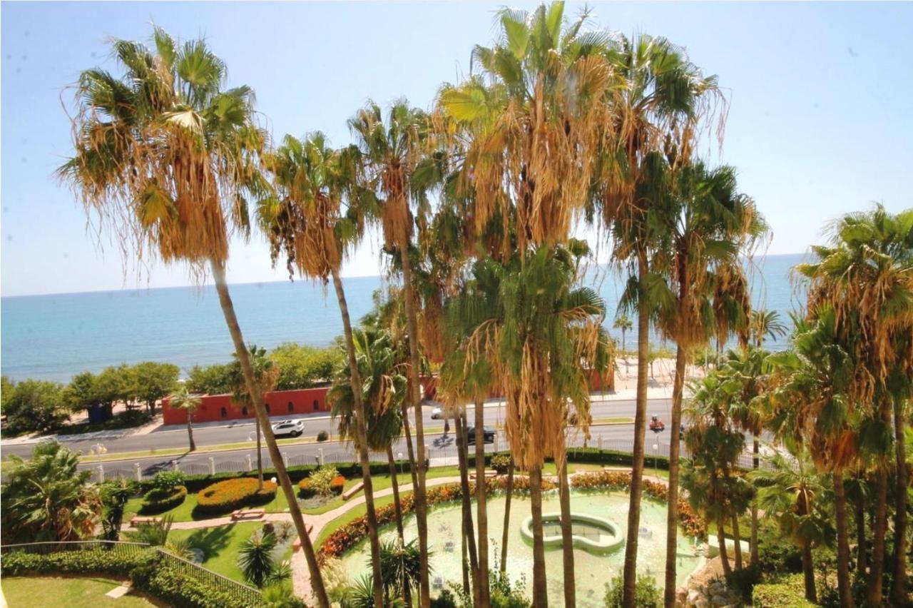 Estudio En Benalbeach, Vistas Mar, Primera Linea Playa ベナルマデナ エクステリア 写真