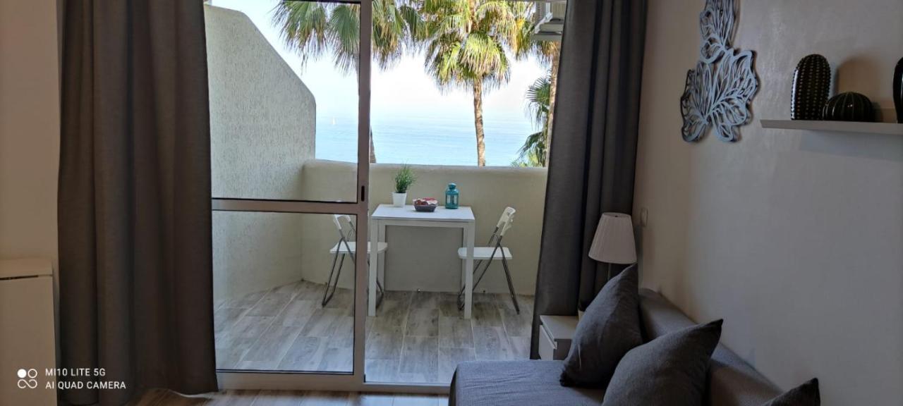 Estudio En Benalbeach, Vistas Mar, Primera Linea Playa ベナルマデナ エクステリア 写真